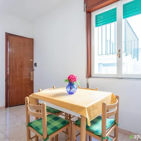 Lungomare Con Vista - Apartment *